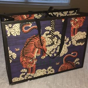 Gucci Limited Edition Tigers Shopping Bag